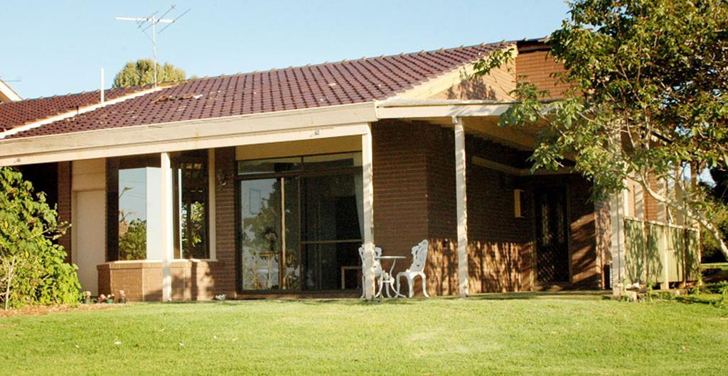 Banksia Park Estate Bed and Breakfast Newhaven Δωμάτιο φωτογραφία